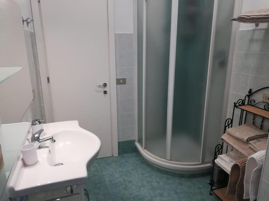 Primo Piano - Bilocale Casa Vacanze Brescia Luaran gambar
